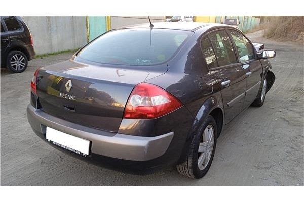 renault megane ii classic berlina del año 2005