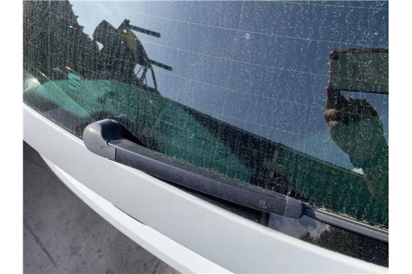 Recambio de brazo limpiaparabrisas trasero para seat ibiza (kj1) 1.0 fr referencia OEM IAM 2G0955707  