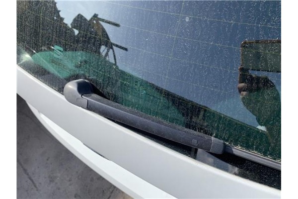 Recambio de brazo limpiaparabrisas trasero para seat ibiza (kj1) 1.0 fr referencia OEM IAM 2G0955707  