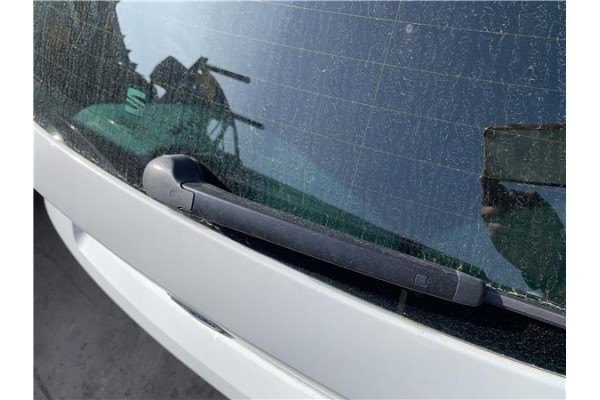 Recambio de brazo limpiaparabrisas trasero para seat ibiza (kj1) 1.0 fr referencia OEM IAM 2G0955707  