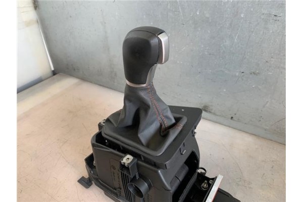 Recambio de palanca de cambio para seat ibiza (kj1) 1.0 fr referencia OEM IAM 2Q1713023AS  