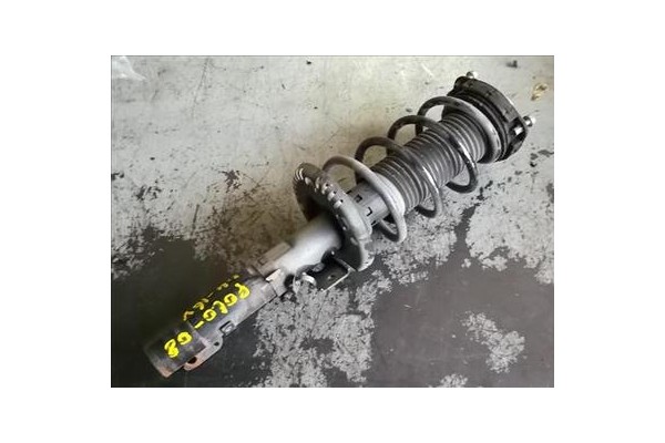 Recambio de amortiguador delantero completo para volkswagen polo iv (9n1) 1.4 16v referencia OEM IAM 6Q0413031CD  