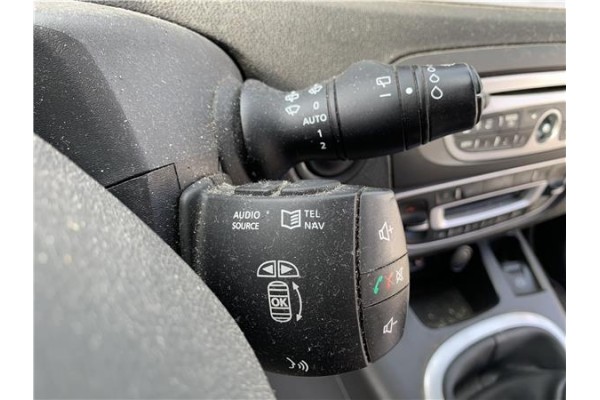 Recambio de mando intermitencia para renault grand scénic iii (jz0/1_) 1.5 dci referencia OEM IAM 255670019R  