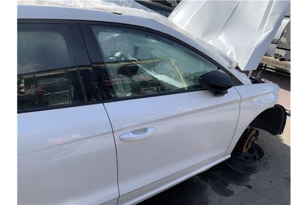 Recambio de puerta delantero derecha para seat ibiza (kj1) 1.0 fr referencia OEM IAM 6F0831052B 6F0831052D 