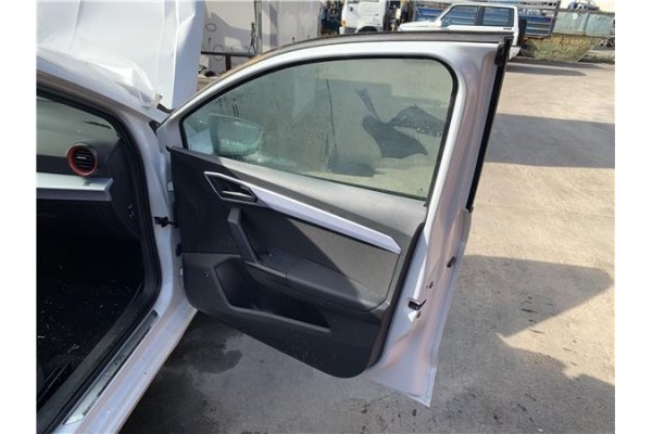 Recambio de puerta delantero derecha para seat ibiza (kj1) 1.0 fr referencia OEM IAM 6F0831052B 6F0831052D 