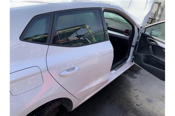 Recambio de puerta trasero derecha para seat ibiza (kj1) 1.0 fr referencia OEM IAM 6F0833052E  