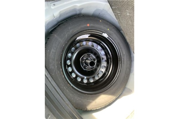 Recambio de rueda completa repuesto para seat ibiza (kj1) 1.0 fr referencia OEM IAM 2Q0601 4150242 