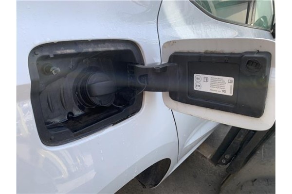 Recambio de tapa exterior combustible para seat ibiza (kj1) 1.0 fr referencia OEM IAM 6F0809905J  