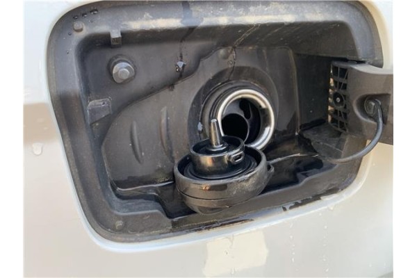 Recambio de tapon combustible para seat ibiza (kj1) 1.0 fr referencia OEM IAM 5WA201550B 5WA201550AJ 