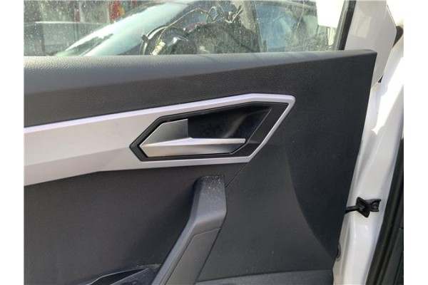 Recambio de manilla int. puerta delantero izquierda para seat ibiza (kj1) 1.0 fr referencia OEM IAM 6F0837113  
