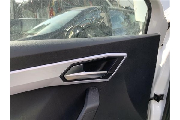 Recambio de manilla int. puerta delantero izquierda para seat ibiza (kj1) 1.0 fr referencia OEM IAM 6F0837113  