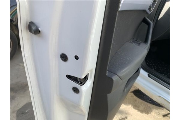 Recambio de cierre electromagnetico delantero izquierdo para seat ibiza (kj1) 1.0 fr referencia OEM IAM 10B837015B  