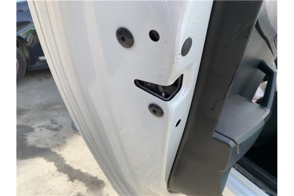 Recambio de cierre electromagnetico trasero izquierdo para seat ibiza (kj1) 1.0 fr referencia OEM IAM 10A839015B  