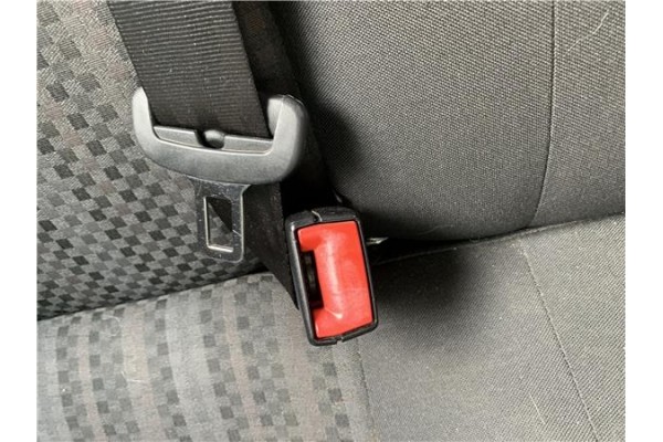 Recambio de anclaje cinturon trasero derecho para volkswagen polo v (6c1) 1.4 advance bmt referencia OEM IAM 6R0857807D  