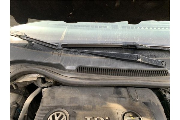 Recambio de brazo limpiaparabrisas delantero derecho para volkswagen polo v (6c1) 1.4 advance bmt referencia OEM IAM 6R1955410A 