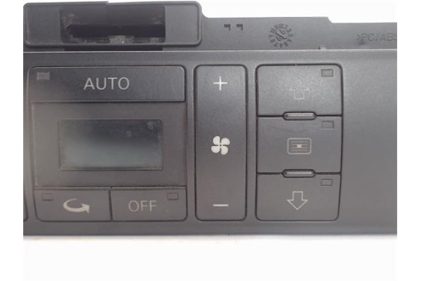 Recambio de mandos climatizador para audi a4 berlina (b5) 1.8 referencia OEM IAM (8D0820043M) (5HB007908-05) 