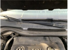 Recambio de brazo limpiaparabrisas delantero derecho para volkswagen polo v (6c1) 1.4 advance bmt referencia OEM IAM 6R1955410A 