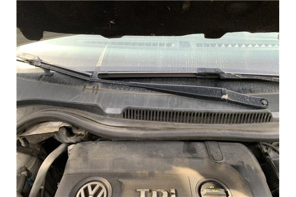 Recambio de brazo limpiaparabrisas delantero derecho para volkswagen polo v (6c1) 1.4 advance bmt referencia OEM IAM 6R1955410A 