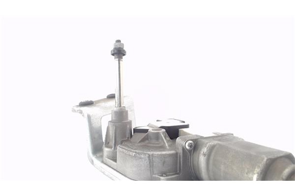 Recambio de motor limpiaparabrisas trasero para bmw serie 1 berlina 5p (f20) 2.0 116d referencia OEM IAM 67637258532  