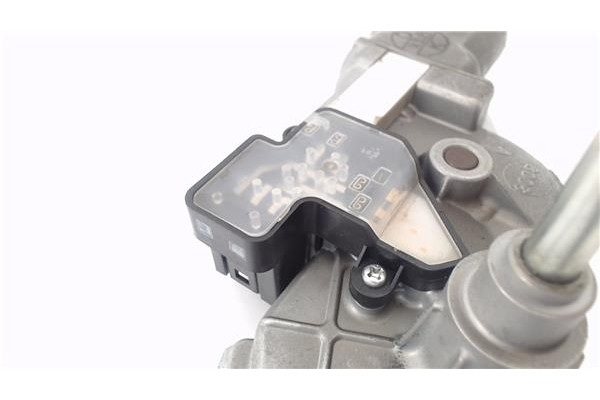 Recambio de motor limpiaparabrisas trasero para bmw serie 1 berlina 5p (f20) 2.0 116d referencia OEM IAM 67637258532  