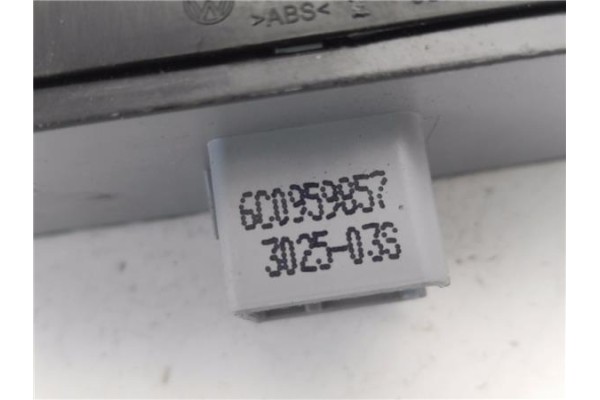 Recambio de mando elevalunas delantero izquierdo para volkswagen polo v (6c1) 1.4 advance bmt referencia OEM IAM 6C0959857  