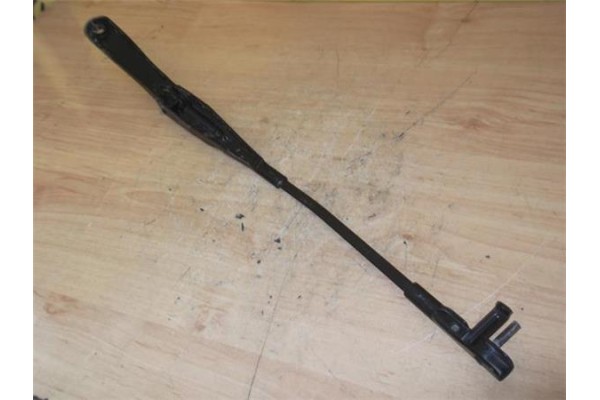 Recambio de brazo limpiaparabrisas delantero izquierdo para opel astra h berlina (2004) 1.6 referencia OEM IAM   
