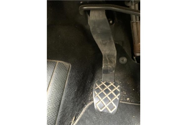 Recambio de pedal embrague para volkswagen polo v (6c1) 1.4 advance bmt referencia OEM IAM 6R1721321F  