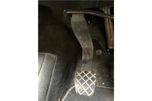 Recambio de pedal embrague para volkswagen polo v (6c1) 1.4 advance bmt referencia OEM IAM 6R1721321F  