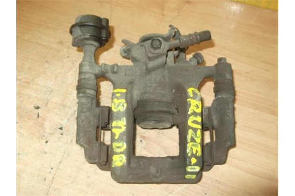 Recambio de pinza freno trasero derecha para chevrolet cruze 1.8 lt referencia OEM IAM GM Recambio de pinza freno trasero derecha para chevrolet cruze 1.8 lt referencia OEM IAM GM