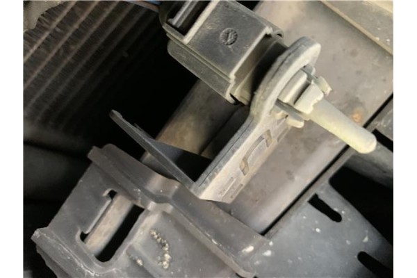 Recambio de refuerzo paragolpes para volkswagen polo v (6c1) 1.4 advance bmt referencia OEM IAM 6C0807109A  