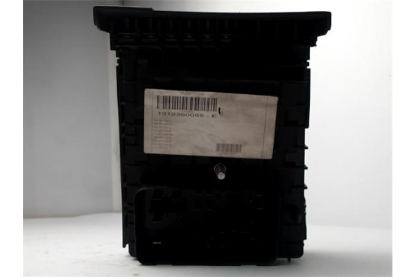Recambio de caja fusibles/rele para volkswagen touran (1t3) 1.6 edition referencia OEM IAM 1312360086e  