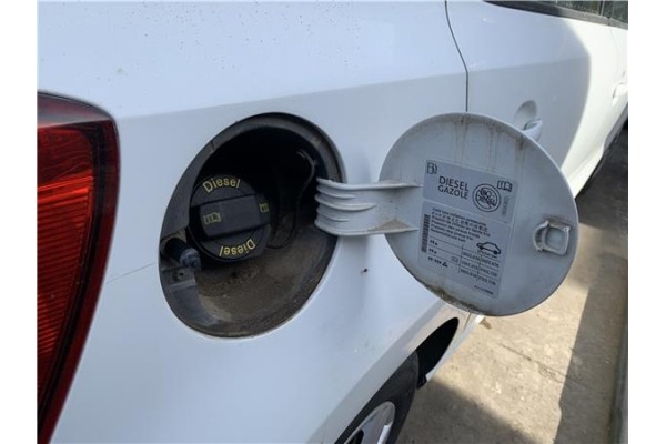 Recambio de tapa exterior combustible para volkswagen polo v (6c1) 1.4 advance bmt referencia OEM IAM 6R0809857L  