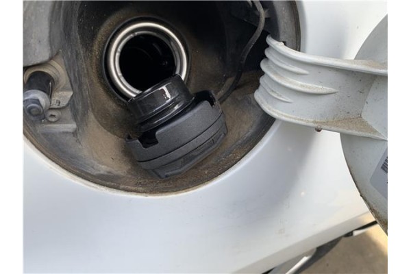 Recambio de tapon combustible para volkswagen polo v (6c1) 1.4 advance bmt referencia OEM IAM 6R0201550H  