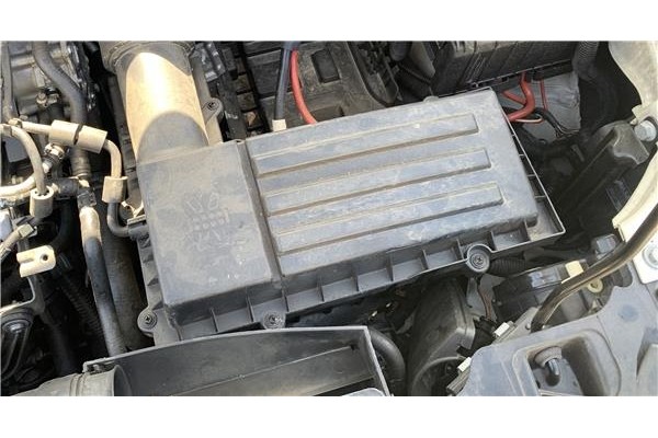 Recambio de carcasa filtro aire para seat altea (5p1) 1.9 tdi referencia OEM IAM 3C0129607BD  