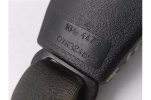 Recambio de anclaje cinturon trasero central para suzuki vitara (se/sf/et) 1.9 td largo lujo referencia OEM IAM 07R324699  