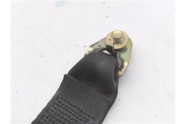 Recambio de anclaje cinturon trasero central para suzuki vitara (se/sf/et) 1.9 td largo lujo referencia OEM IAM 07R324699  