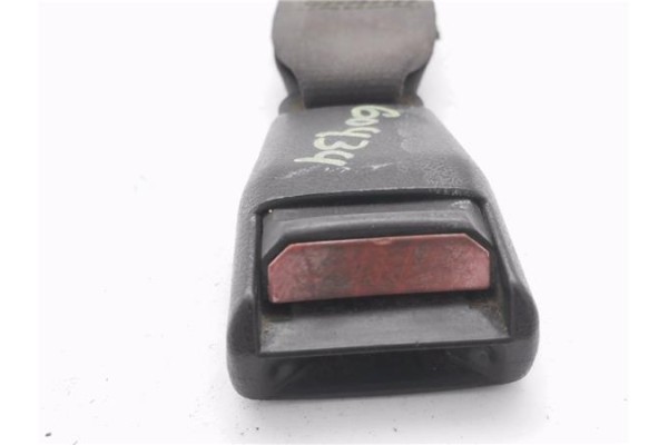 Recambio de anclaje cinturon trasero central para suzuki vitara (se/sf/et) 1.9 td largo lujo referencia OEM IAM 07R324699  