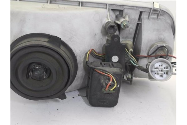 Recambio de faro delantero dcho para suzuki vitara (se/sf/et) 1.9 td largo lujo referencia OEM IAM E902203 6R01436 