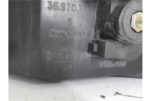 Recambio de piloto trasero izquierdo para renault twingo i (c06) 1.2 (c066/67/68) referencia OEM IAM 7700820013 54595773 