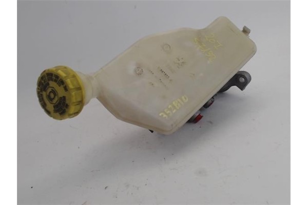 Recambio de bomba freno para peugeot 207 1.6 hdi referencia OEM IAM 32067093K  