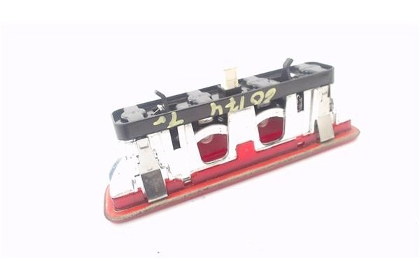 Recambio de luz central de freno para fiat iii fiorino (225) 1.3 d multijet referencia OEM IAM 1353214080  