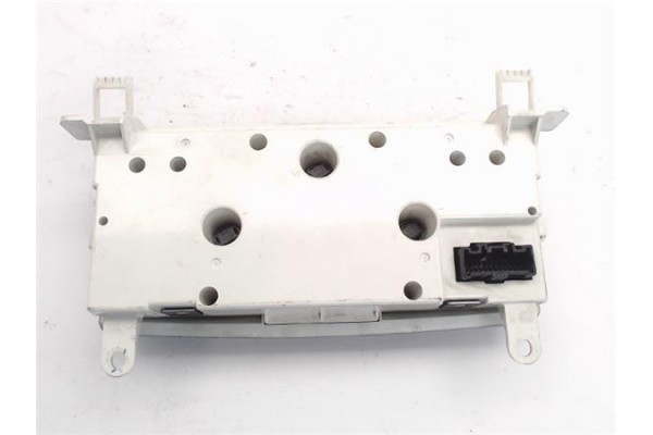 Recambio de mandos climatizador para mazda 3 berlina (bk) referencia OEM IAM BP4MK15  