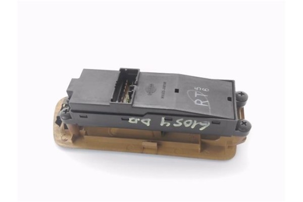 Recambio de mando elevalunas delantero derecho para nissan maxima qx (a32) 2.0 referencia OEM IAM 2541140U01  