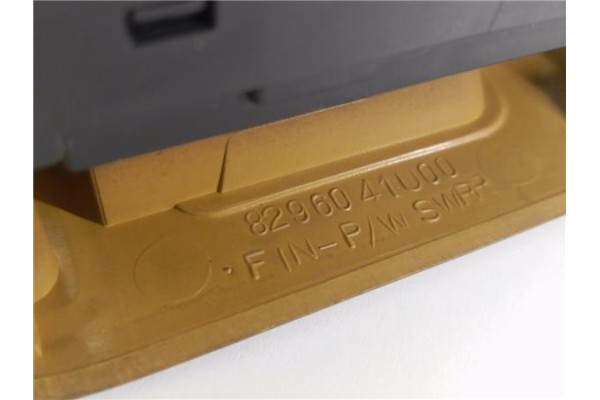 Recambio de mando elevalunas trasero derecho para nissan maxima qx (a32) 2.0 referencia OEM IAM 8296041U00  