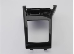 Recambio de embellecedor consola central para opel astra h gtc 1.9 cdti referencia OEM IAM 331985437  