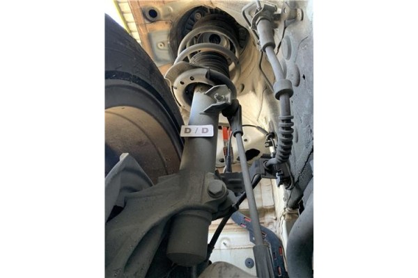 Recambio de amortiguador delantero derecho para bmw serie 1 berlina 5p (f20) 2.0 116d referencia OEM IAM 31316873721 37106866516