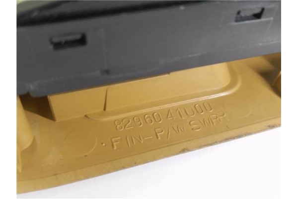 Recambio de mando elevalunas trasero izquierdo para nissan maxima qx (a32) 2.0 referencia OEM IAM 8296041U00  