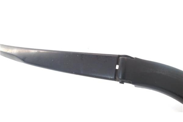 Recambio de brazo limpiaparabrisas delantero derecho para fiat croma (194) 1.9 d multijet referencia OEM IAM 745604  