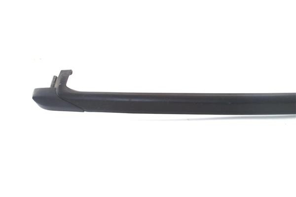 Recambio de brazo limpiaparabrisas delantero derecho para fiat croma (194) 1.9 d multijet referencia OEM IAM 745604  