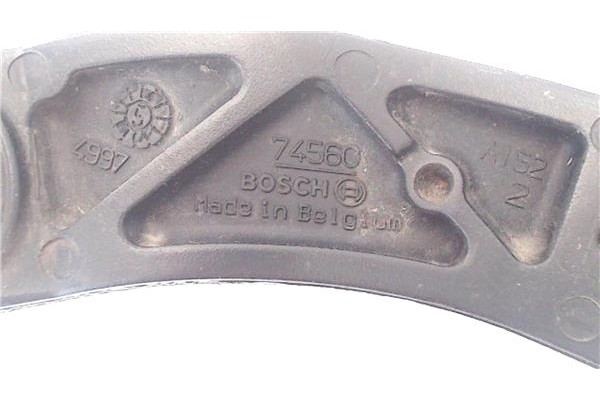Recambio de brazo limpiaparabrisas delantero izquierdo para fiat croma (194) 1.9 d multijet referencia OEM IAM 74560  